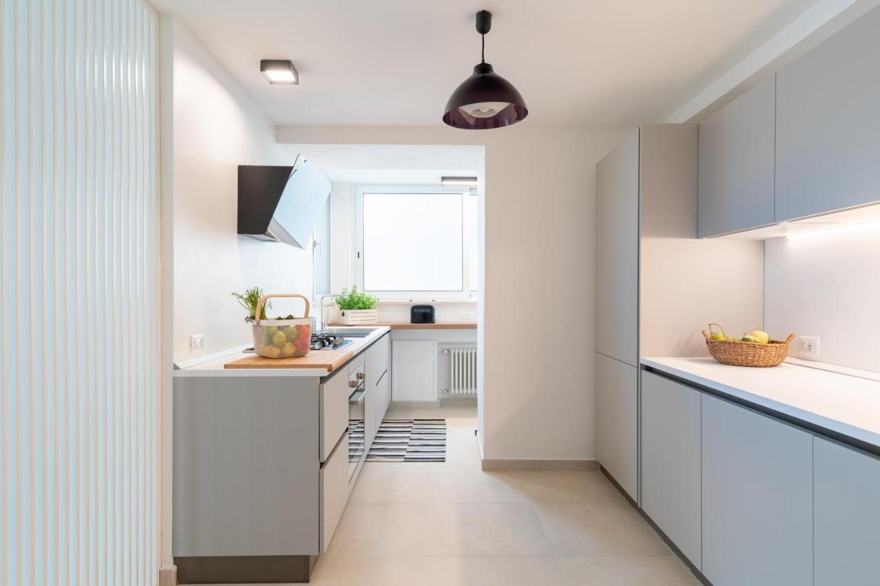 Casa Iole By Domusicily Apartment Мондело Екстериор снимка